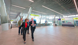 MOP, DGAC y Nuevo Pudahuel habilitan edificio de terminal internacional y anuncian nueva inversión en el Aeropuerto de Santiago