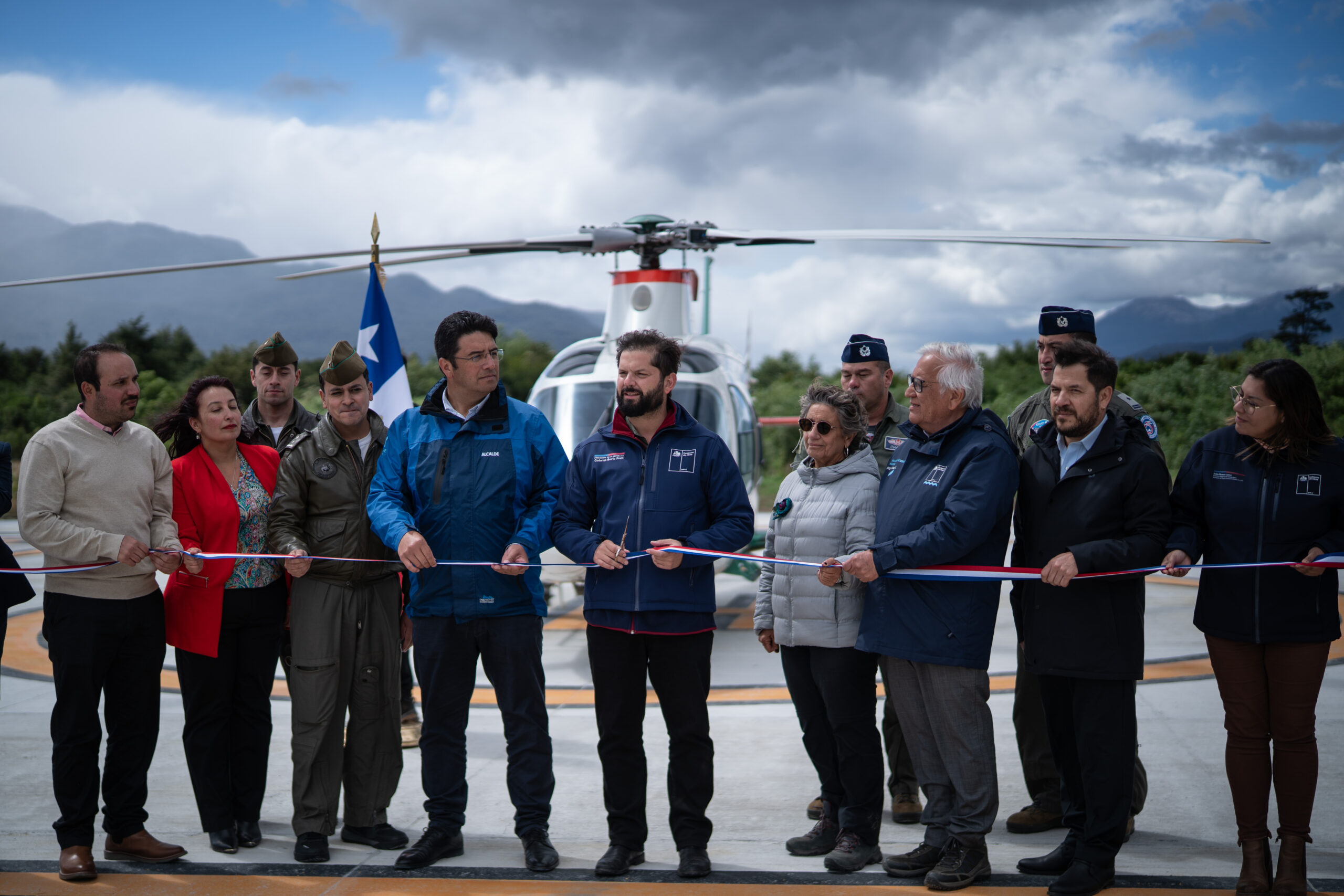Presidente Boric y ministra López inauguran nuevo punto de posada de emergencia para helicópteros en La Junta, región de Aysén