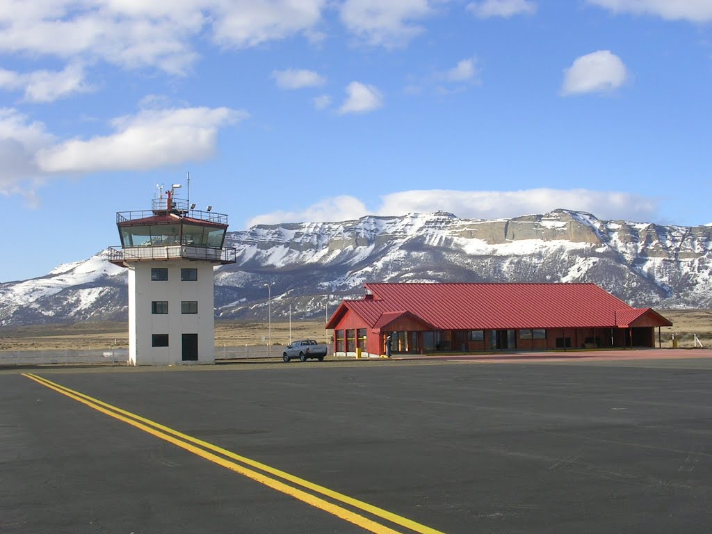 vista-terminal-de-pasajeros-y-torre-de-control-aerodromo-puerto-natales